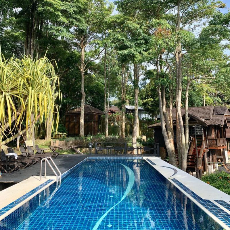 10 Aktiviti Menarik Untuk Dilakukan di Balik Pulau 2025 14 Treat-Yourself-At-MaliHom-Private-Estate-