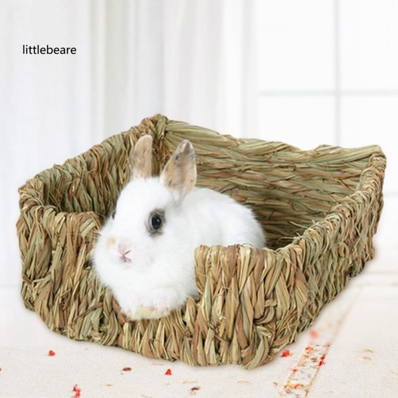 <strong>8 Mainan Arnab Terbaik di Malaysia 2025</strong> 7 Woven-Grass-Rabbit-Toy-Bed