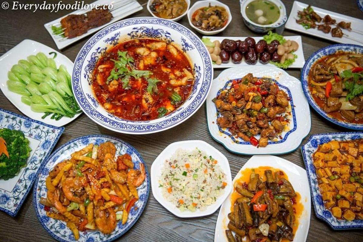 Top 10 Best Chinese Muslim Restaurants in KL & Selangor 2025 19 Amber Chinese Muslim Restaurant 1