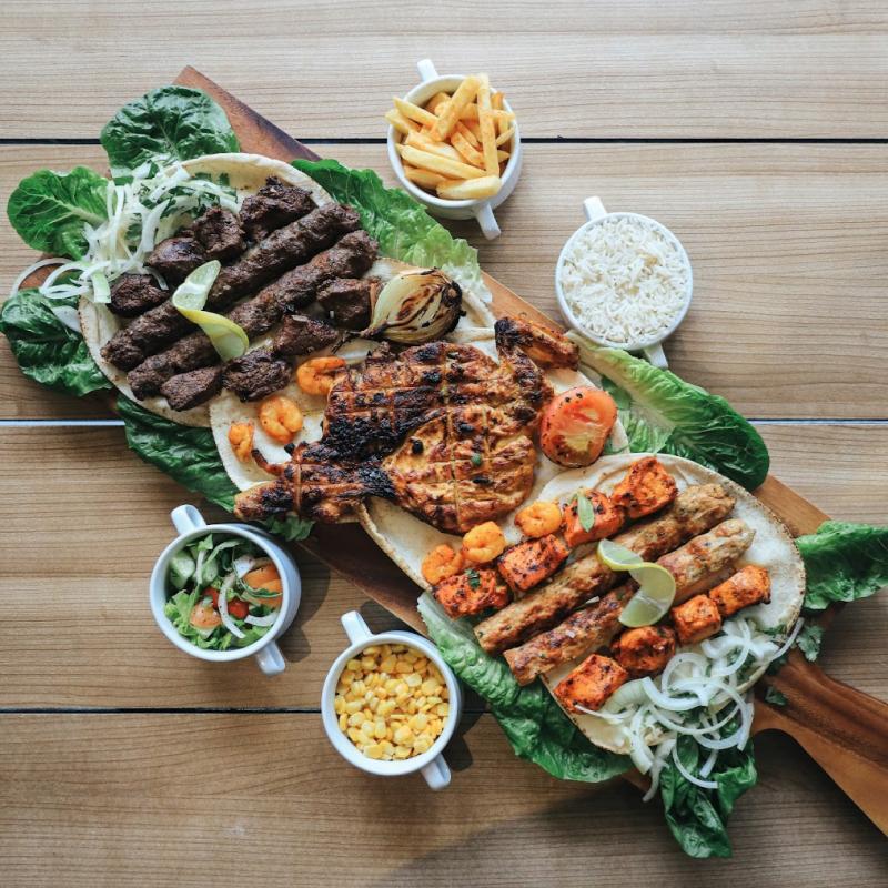 10 Makanan Barat Terbaik di Kota Damansara 2025 19 Amigos-Restaurant-