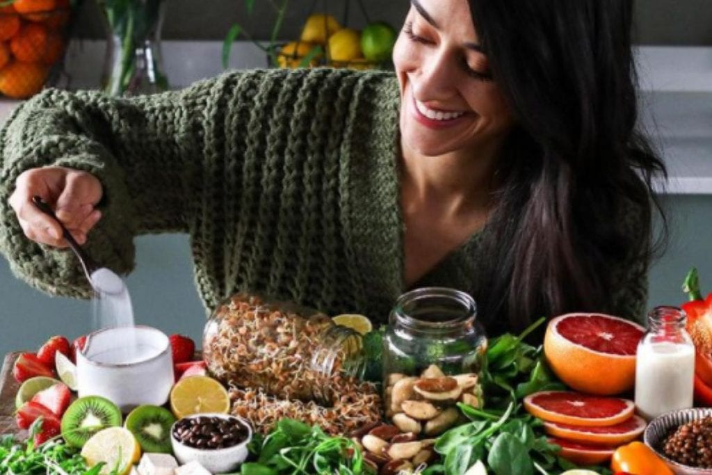 Beautiful Dietician with 3.4 MILLION Youtube SUBS Shares Her Plant-based Recipes 1 Beautiful-Dietician-with-.-MILLION-Youtube-SUBS-Shares-Her-Plant-based-Recipes-x-