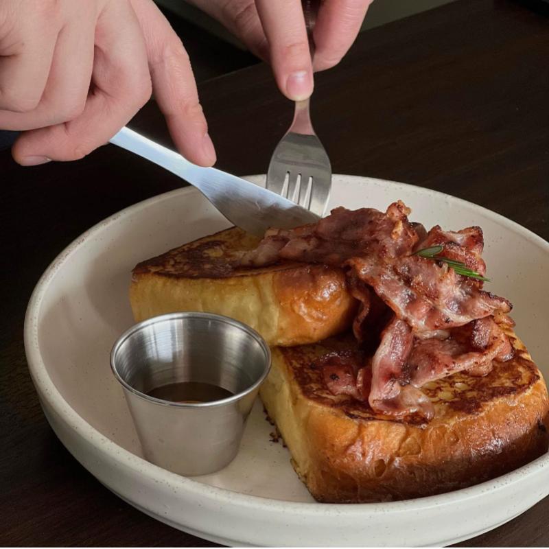 20 Kafe Terbaik di Cheras 2025 41 Bond-Cafe-