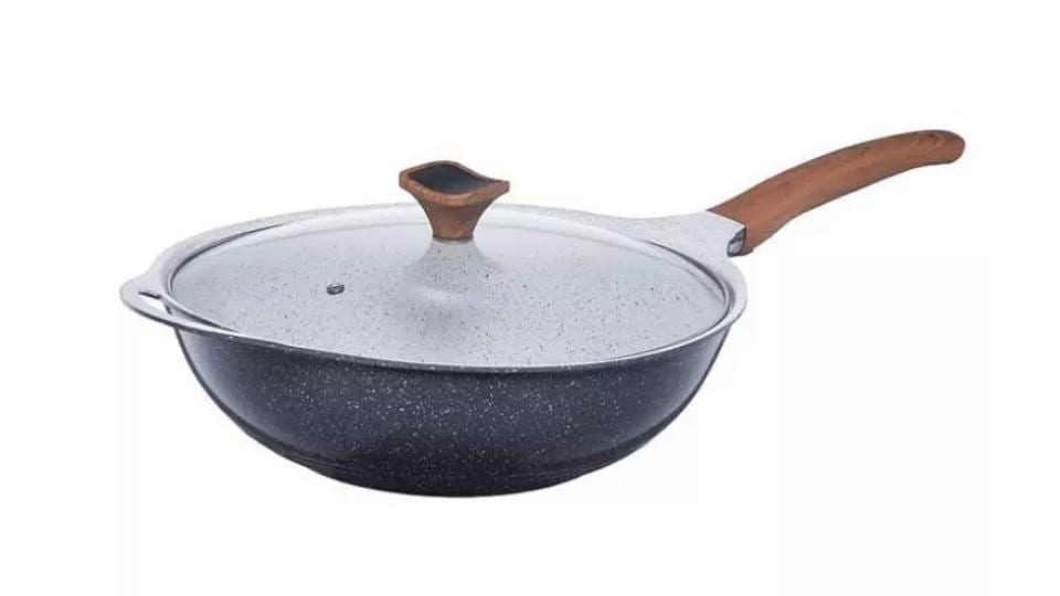 Top 10 Best Woks In Malaysia 2025 3 Chefology-Marble-Ceramic-Wok-with-Glass-Lid-cm