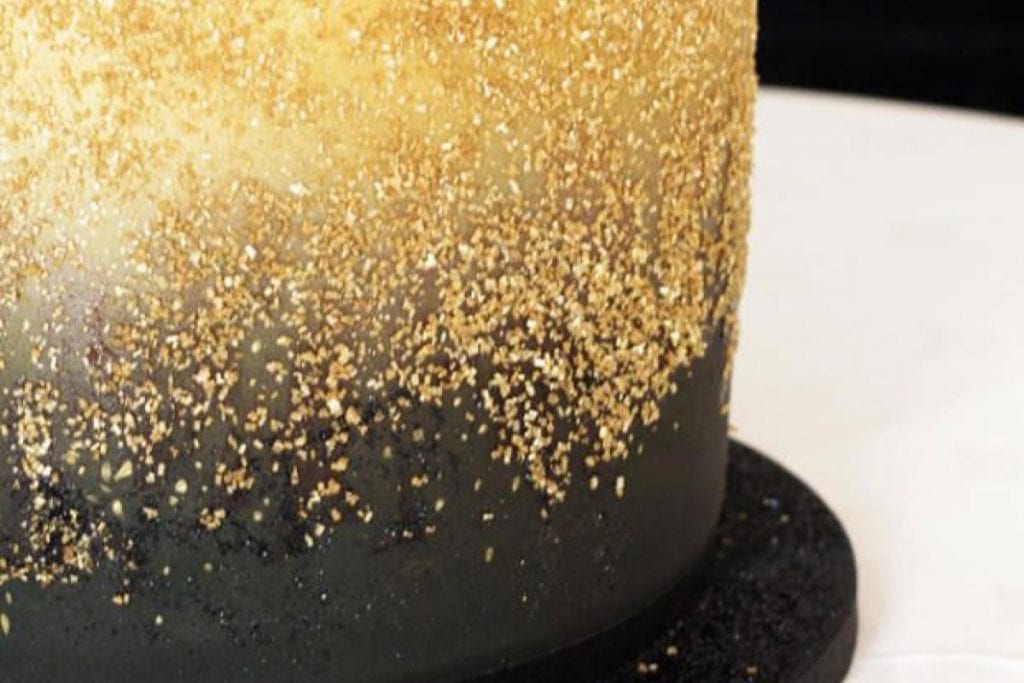 10 Most Creative Ways to Decorate a Cake 9 Glitter-Cake-x-