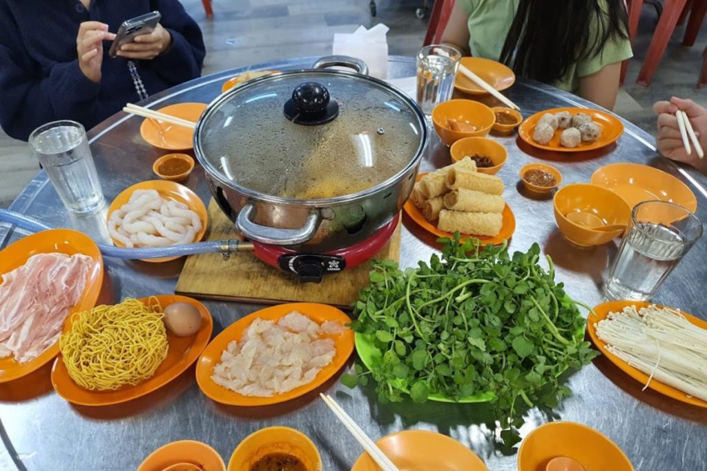 9 Restoran Steamboat Terbaik di Puchong 2025 13 Ho-Kee-Seafood-Steamboat-