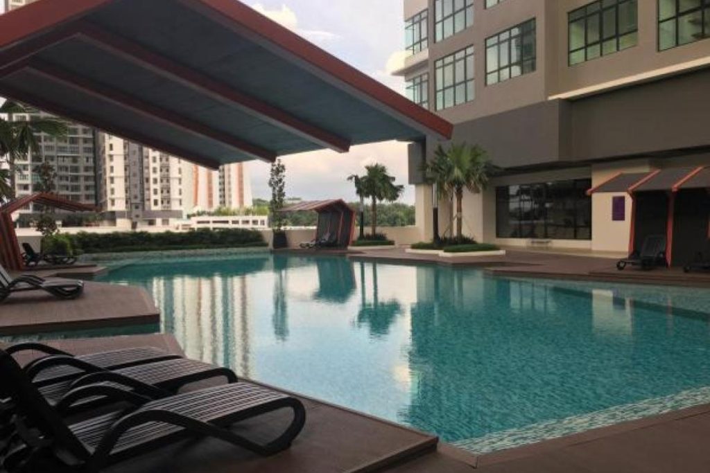 Top 10 Best Swimming Pool in Putrajaya 2025 21 IOI-Conezion-Imans-Home-Pool-View-Unit-