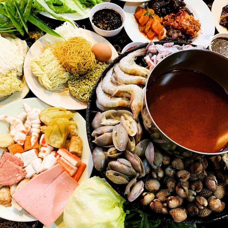8 Restoran Steamboat Terbaik di Klang 2025 9 Kelip-Kelip-D-Telok-Gadong-Steamboat-Grill-Buffet-