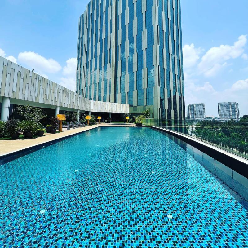 Top 10 Best Swimming Pool in Putrajaya 2025 10 Le-Meridien-Putrajaya
