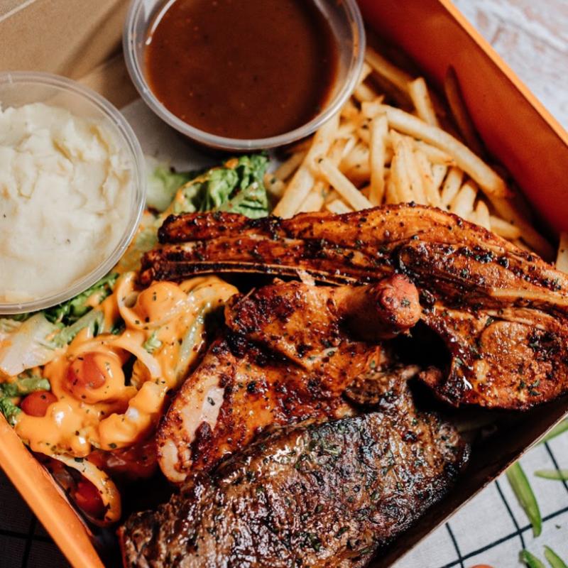 8 Makanan Barat Terbaik di Putrajaya 2025 17 Mios-Kitchen-