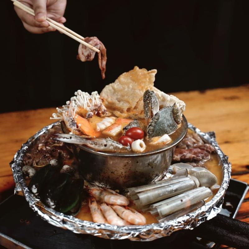 Top 8 Best Steamboat Restaurants in Shah Alam 2025 3 Monster-Planet-Grill-Steamboat-