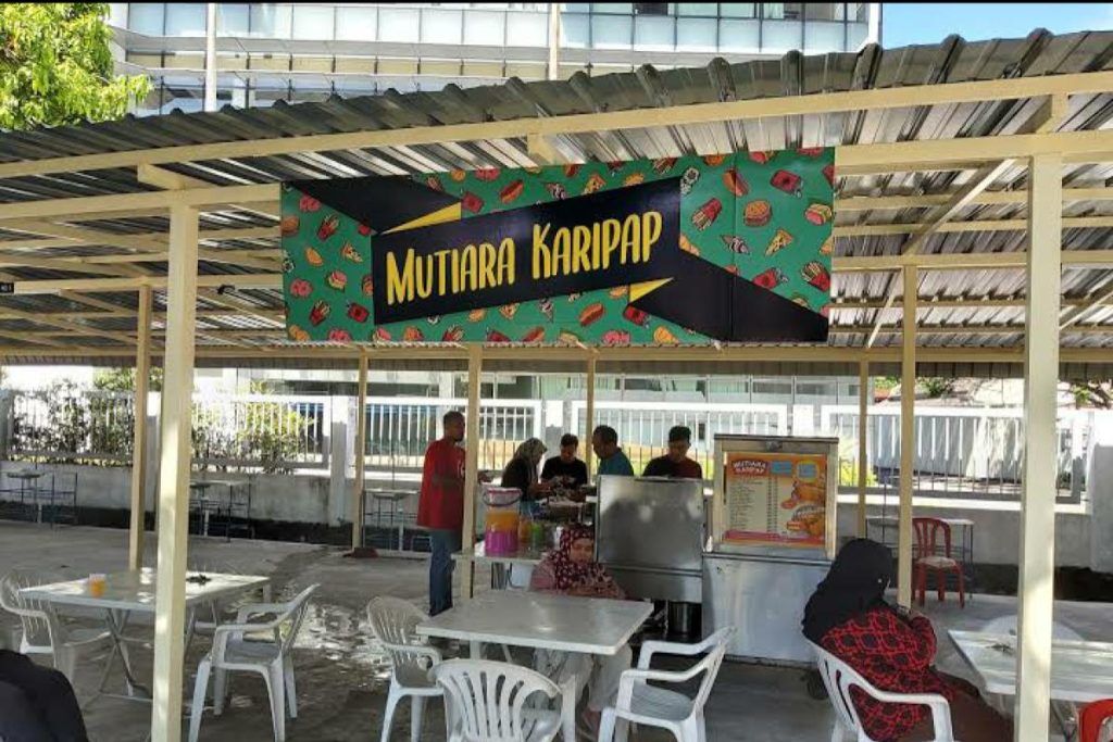 Top 7 Best Curry Puff in Penang 2025 2 Mutiara-Karipap