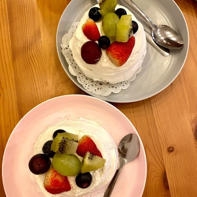 7 Pavlova Terbaik di Johor 2025 11 Petals-Bakes-