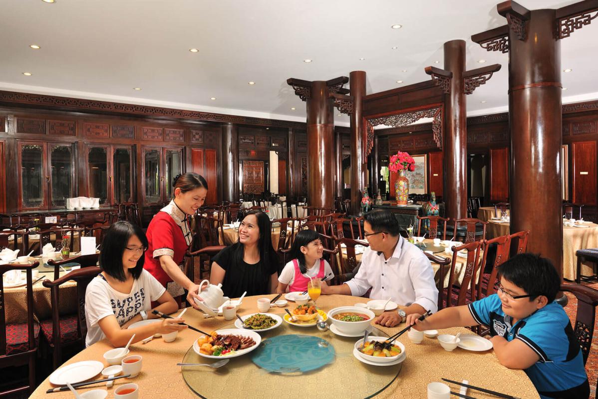 Top 10 Best Chinese Muslim Restaurants in Johor Bahru 2025 9 Qing Palace Chinese Restaurant 1