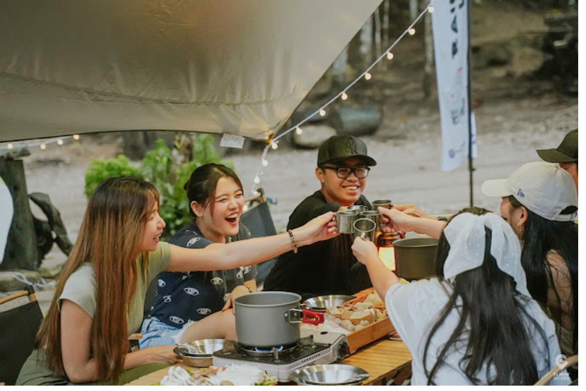 10 Tapak Glamping & Perkhemahan Terbaik di Malaysia 2025 20 Rainbow Lifestyle 1