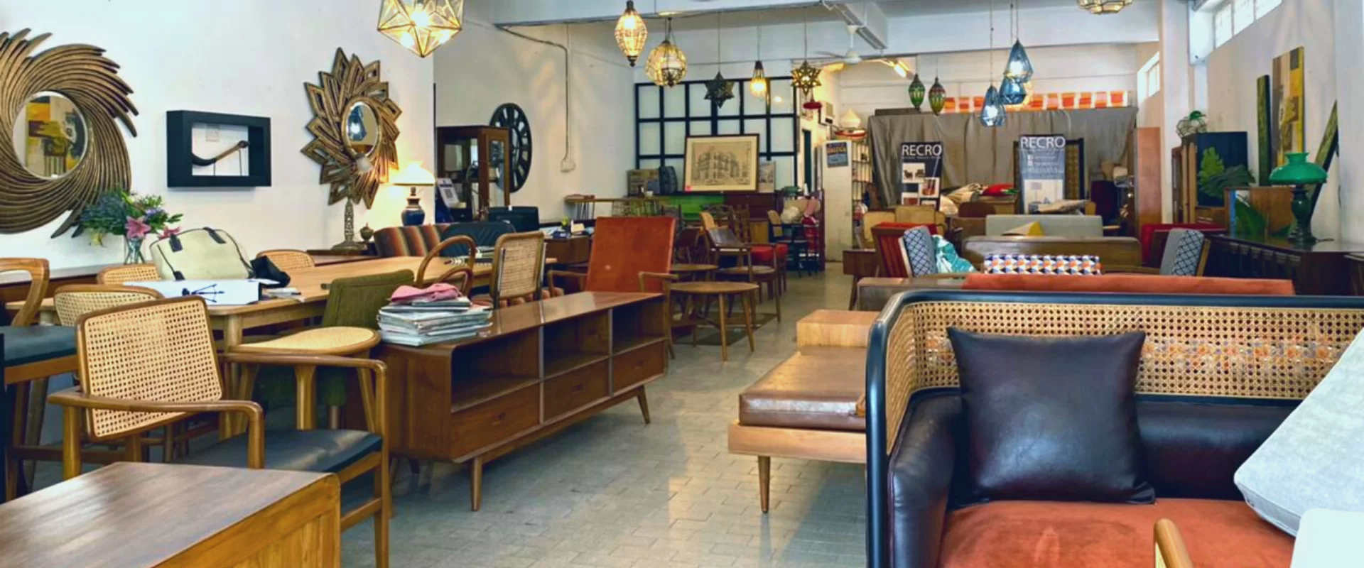 8 Kedai Perabot Mampu Milik Terbaik di KL 2025 4 Recro-Furniture-