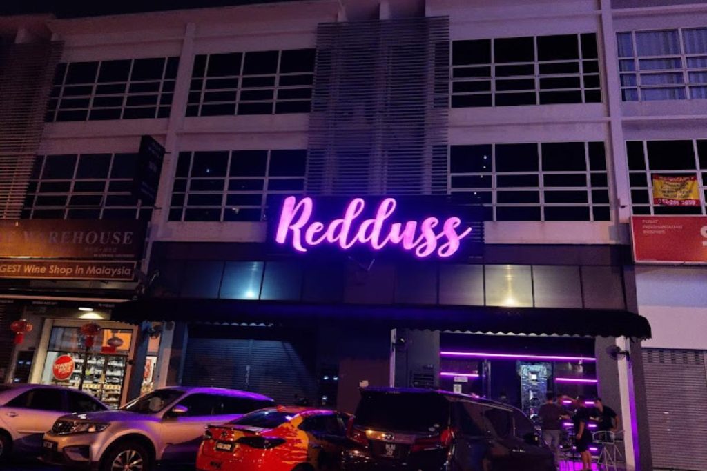 Top 10 Best Pool & Snooker Places in Puchong 2025 8 Redduss
