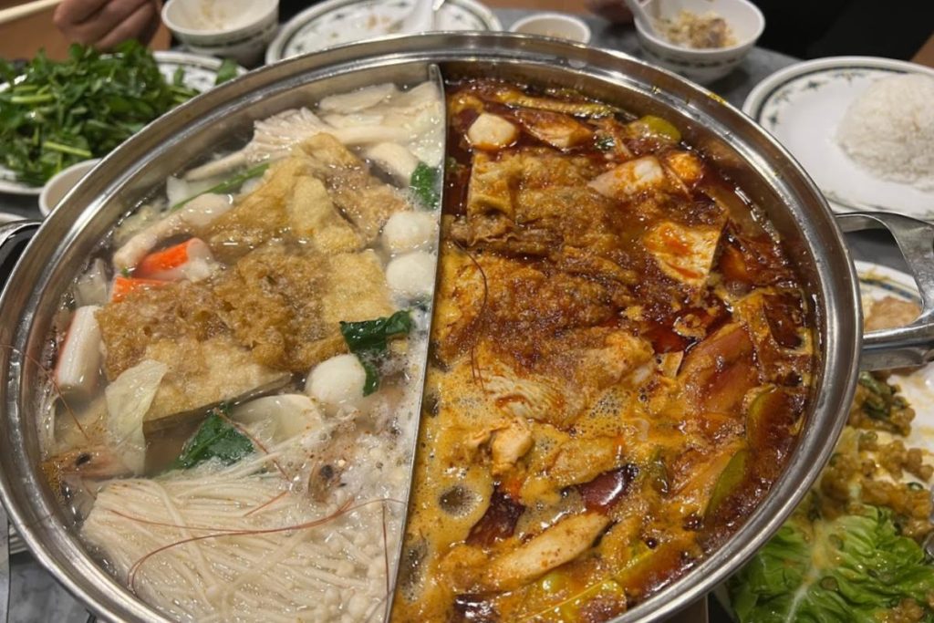 Top 10 Best Steamboat Restaurants in Cameron Highlands 2025 15 Restoran-Ferm-Nyonya-