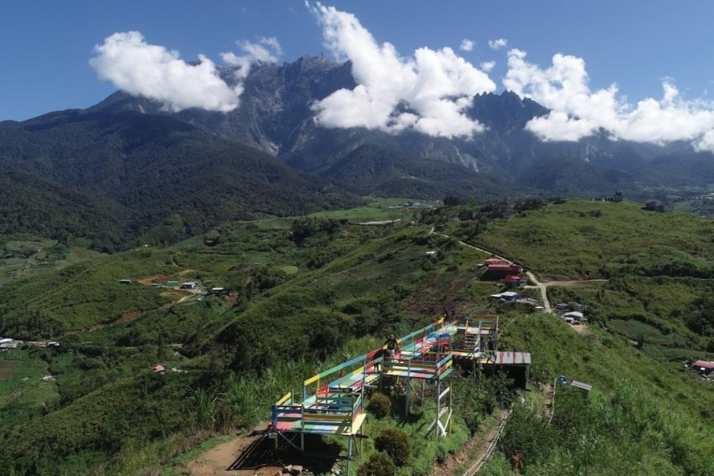 10 Tempat Mendaki Terbaik di Sabah 2025 4 Sosodikon-Hill-