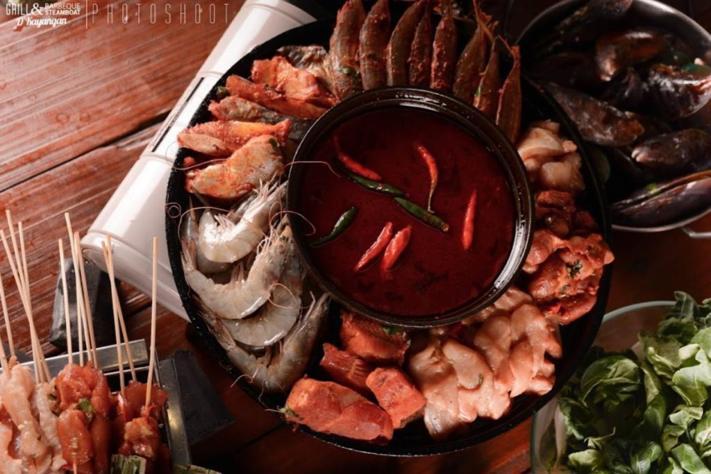 Top 8 Best Steamboat Restaurants in Shah Alam 2025 9 Steamboat-BBQ-Buffet-DKayangan-