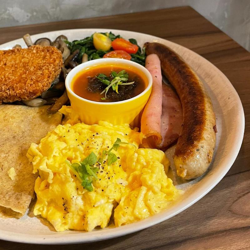 Top 15 Best Big Breakfasts in KL & Selangor 2025 13 Strangers-at--
