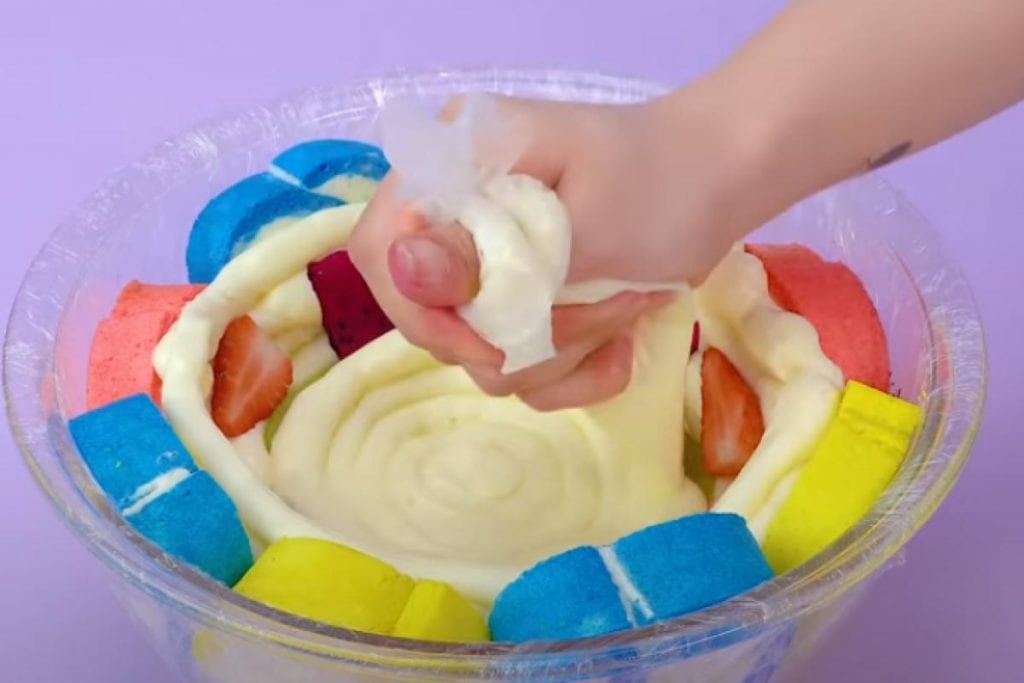 12 Easy & Quick Decorating and Dessert Ideas | Simple Tutorial 4 Swissroll-Dome-with-Fruits--x-