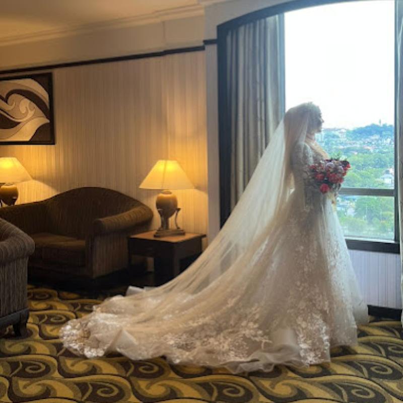 <strong>7 Pakaian Perkahwinan Terbaik Muslimah di KL & Selangor 2025</strong> 7 That-White-Dress-