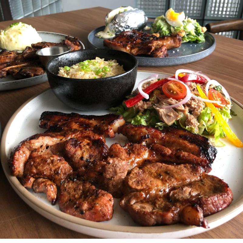 6 Makanan Barat Terbaik di Kota Kemuning 2025 9 The-Charcoal-Grill-