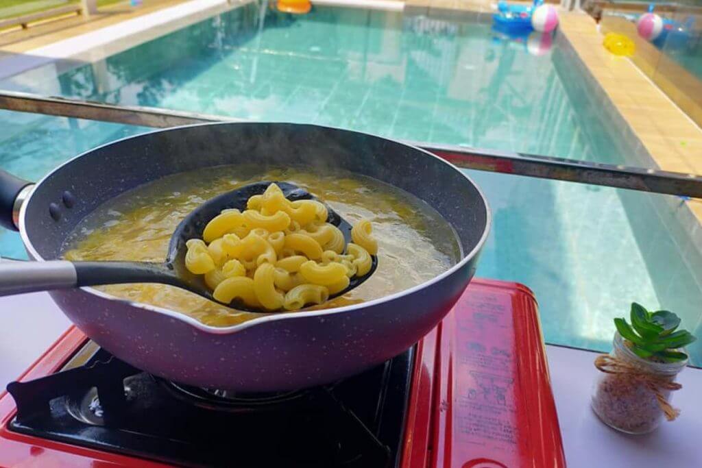 The Easiest Macaroni & Cheese | Just like on TV! 5 The-Easiest-Macaroni-Cheese- -Just-like-on-TV--x-