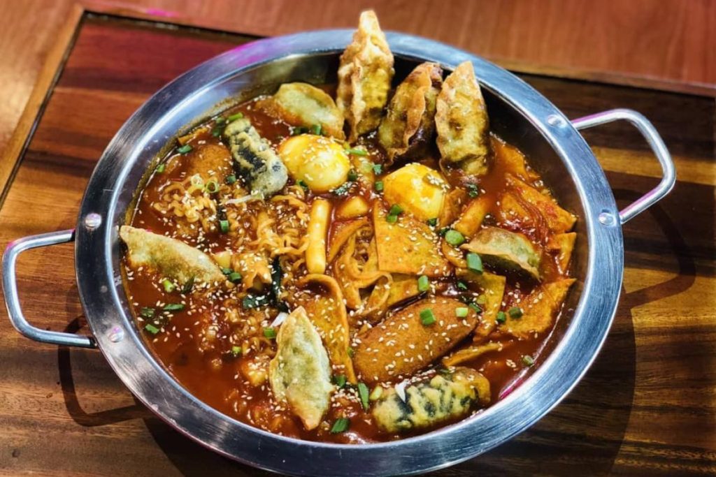20 Restoran Terbaik di Petaling Jaya 2025 35 The-Fire-Authentic-Korean-Restaurant-
