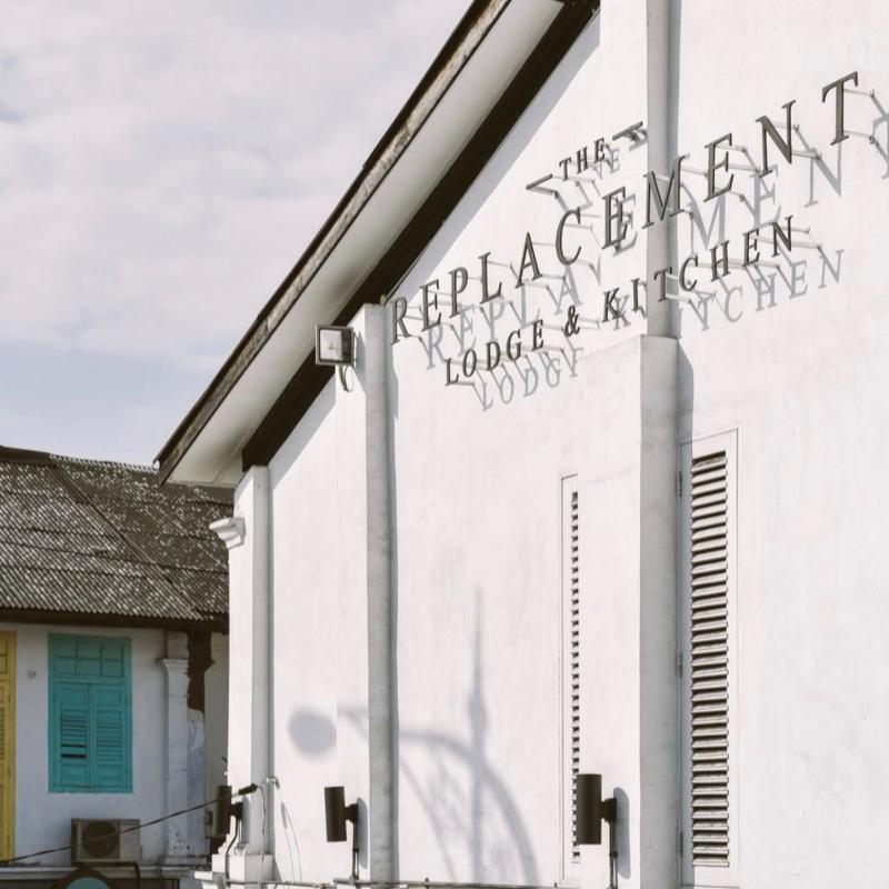 15 Kafe Terbaik di Johor Bahru 2025 4 The-Replacement-–-Lodge-Kitchen