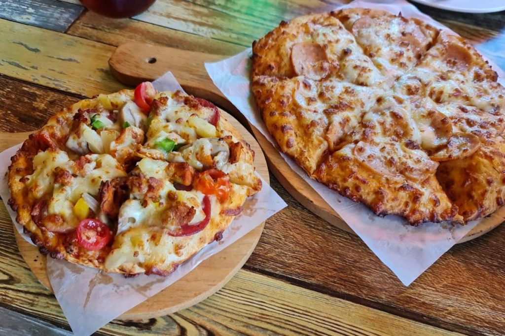 10 Makanan Barat Terbaik di Kota Damansara 2025 11 US-PIZZA-Kota-Damansara-