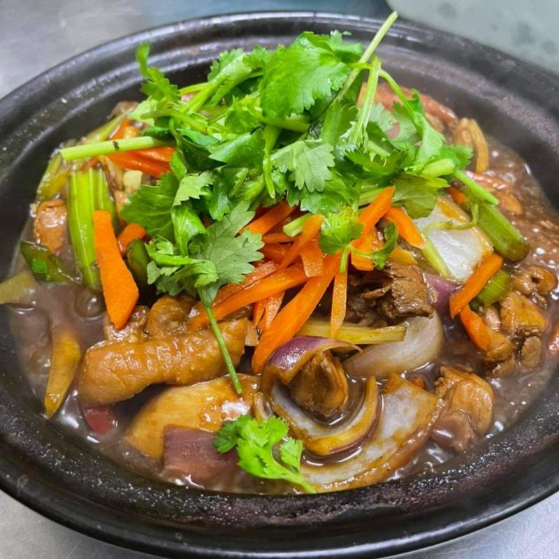 10 Sichuan Hot Pot Terbaik di Ipoh 2025 17 Yi-Ping-Chicken-Hotpot-