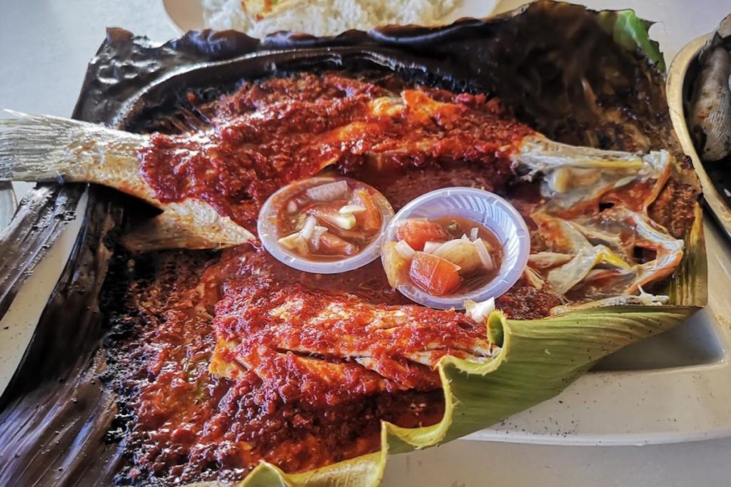 <strong>10 Restoran Makanan Laut Terbaik di Sekinchan 2025</strong> 3 AZR-Mentarang-Fresh-Sekinchan-