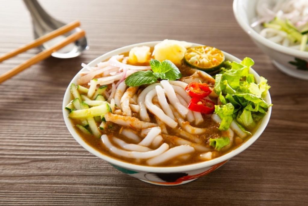 Top 15 Best Street Foods in Malaysia 2025 14 Asam-Laksa