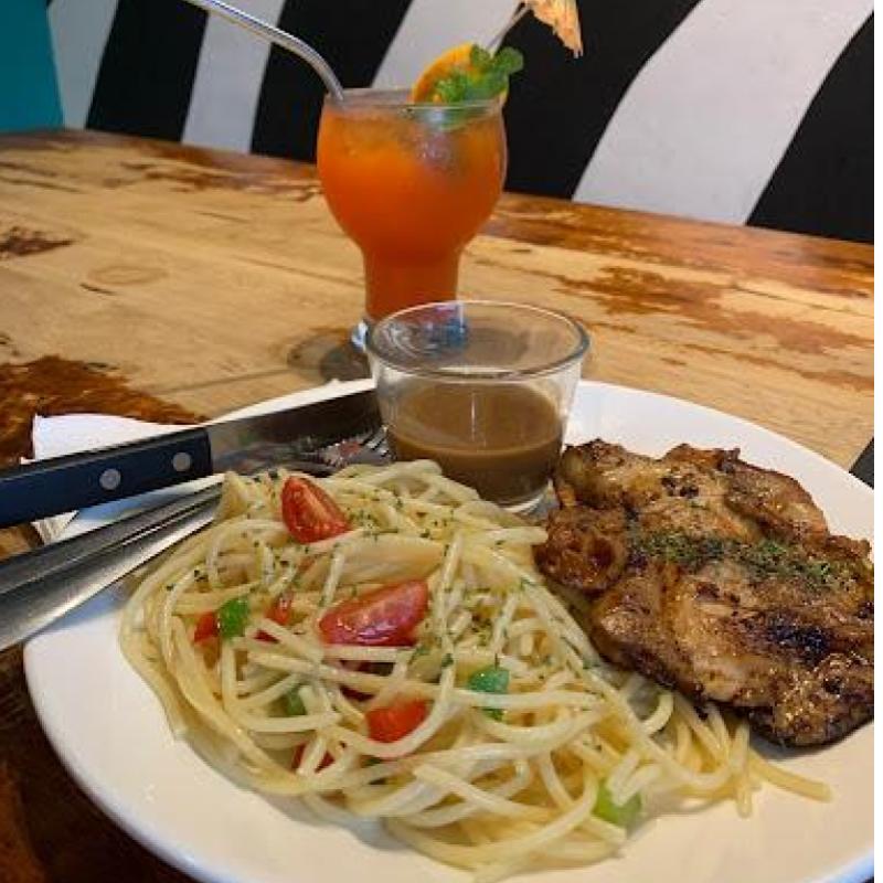 Top 10 Best Western Food Restaurants in Pahang 2025 11 Atmosphere-Industry-