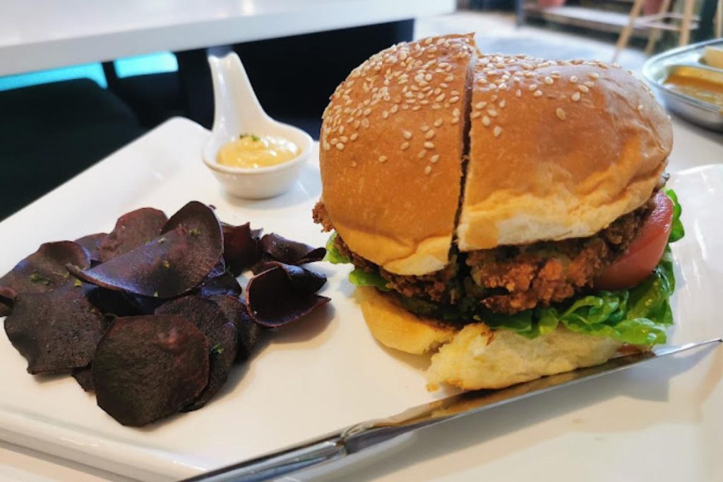 <strong>10 Restoran Vegan Terbaik di Malaysia 2025</strong> 13 Barat-