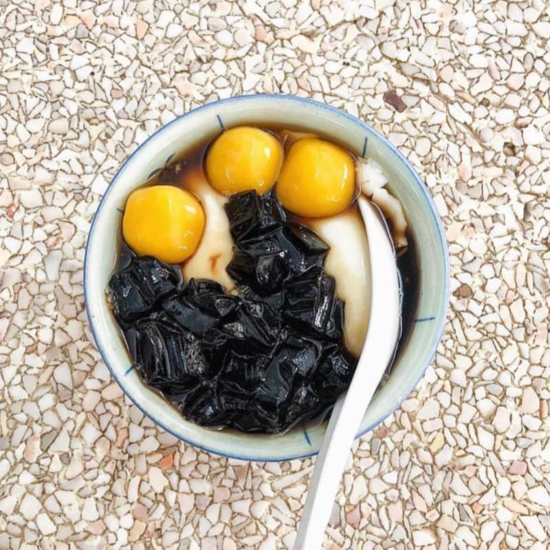 Top 15 Best Places To Get Dessert in Ipoh 2026 7 Big-Mom-Beancurd-