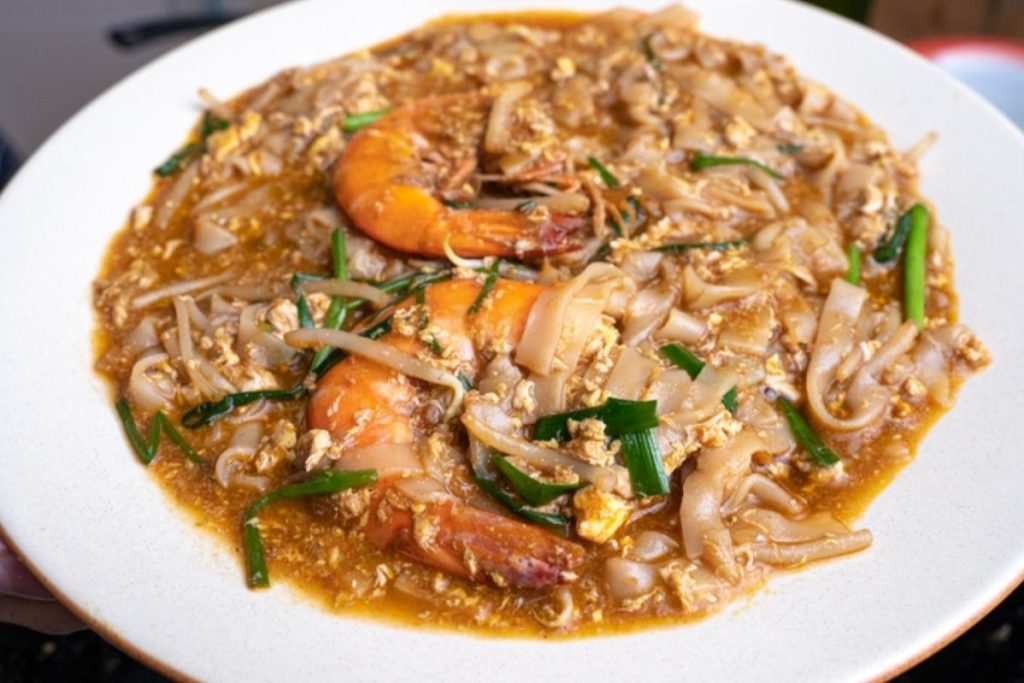 Top 15 Best Street Foods in Malaysia 2025 12 Char-Kuey-Teow