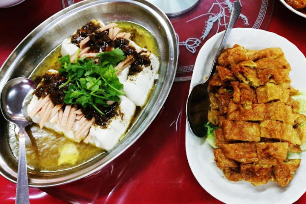 8 Restoran Vegan Terbaik di Kuala Terengganu 2025 11 Chuk-Lim-Vege-Restaurant-