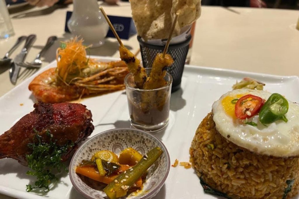6 Restoran Nasi Arab Terbaik di Setia Alam 2025 11 DGlobal-Cuisine-