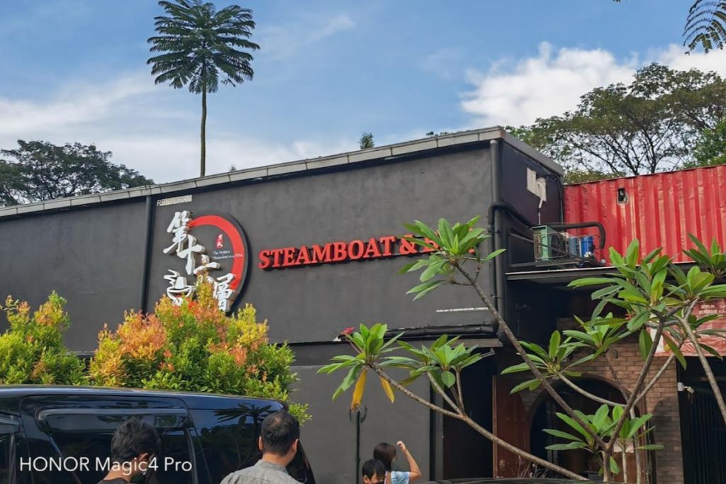 Top 10 Best BBQ Steamboat Buffets in KL & Selangor 2025 16 DIYU-Steamboat-BBQ-The-Sixteen-