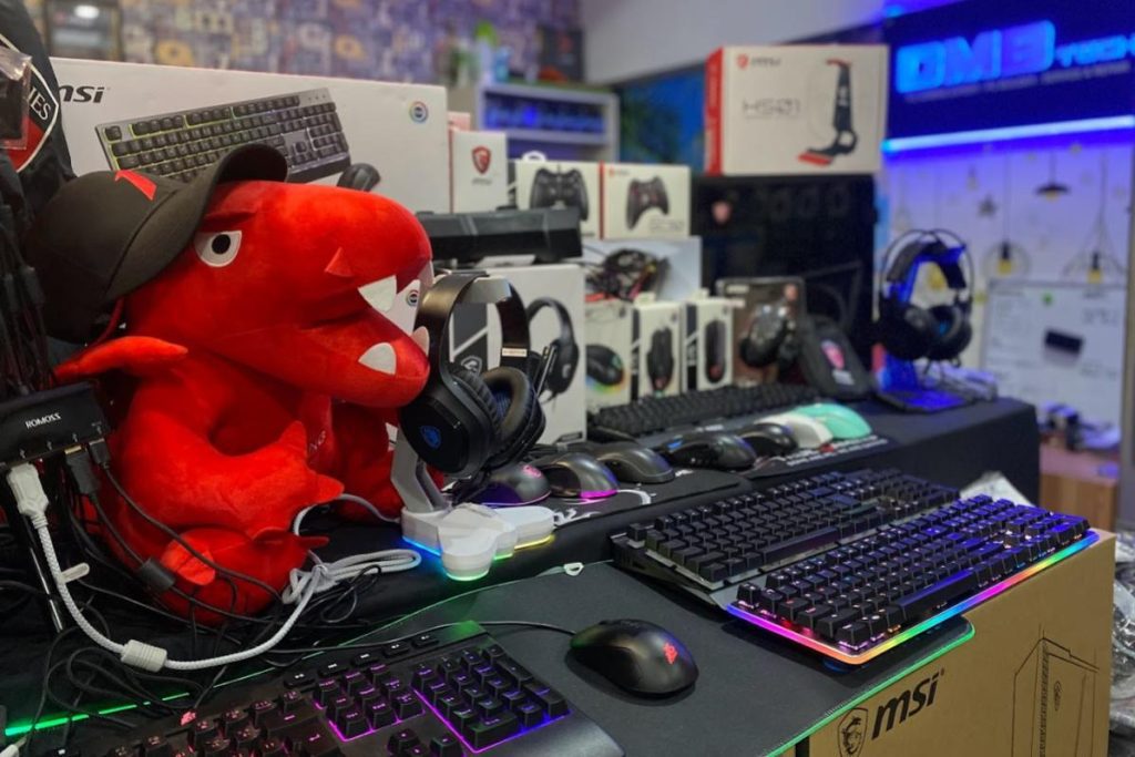 10 Kedai Komputer Terbaik di PJ 2025 21 DMB-Tech-Computer-Store-