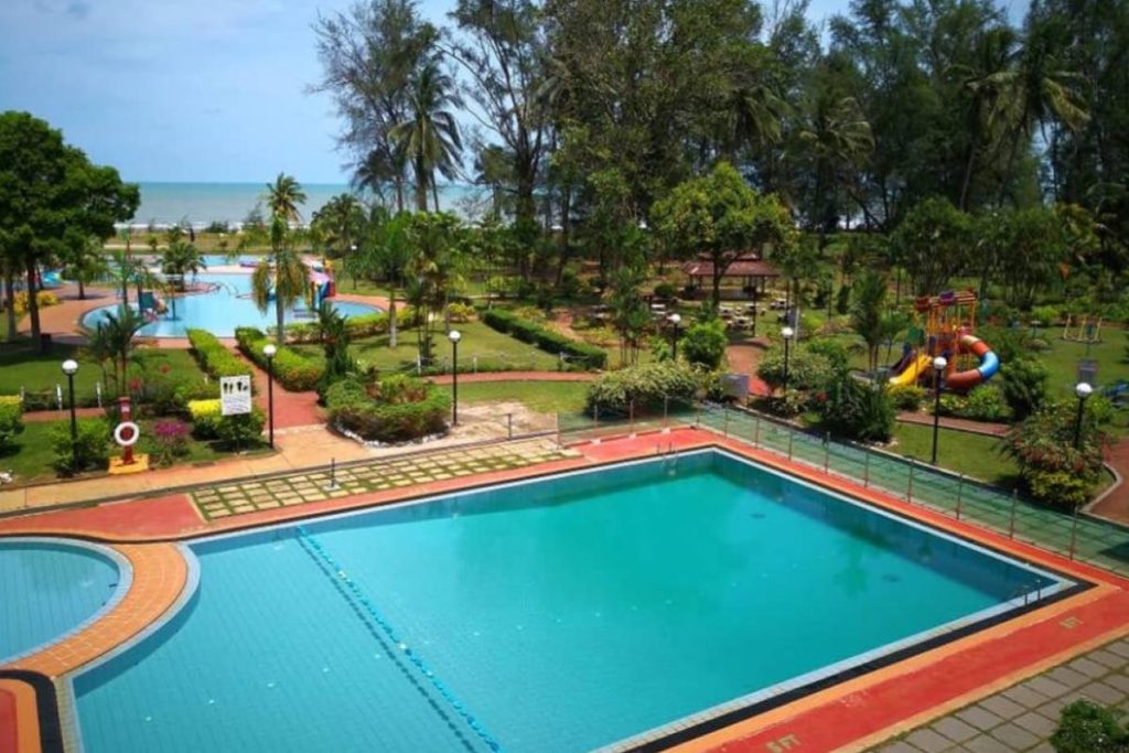 Top 6 Best Beach Resorts in Kuantan 2025 7 De-Rhu-Beach-Resort-