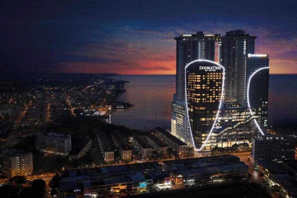 Top 15 Best Hotels with Pool in Malaysia 2025 16 DoubleTree-by-Hilton-Melaka-