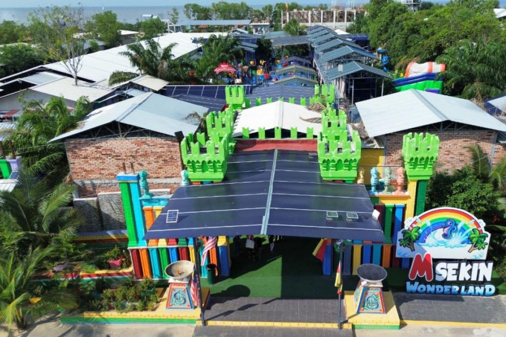 Top 10 Best Things To Do in Sekinchan Beach 2025 12 Enjoy-Splashing-Fun-At-MSekin-Wonderland-