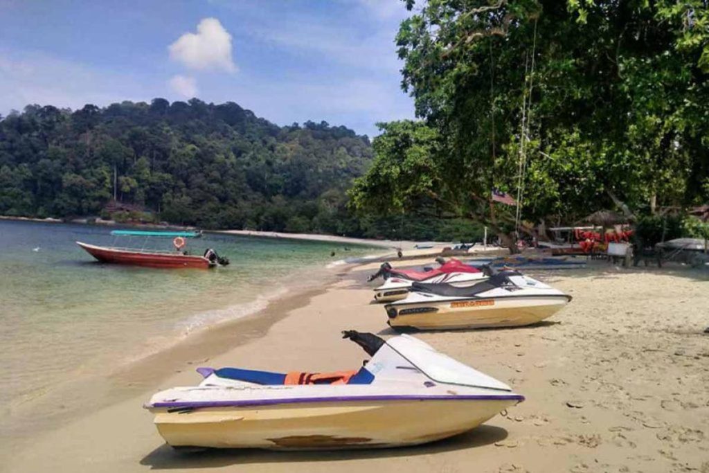 Top 10 Best Things To Do in Pangkor Island 2025 6 Enjoy-Water-Sports-At-Teluk-Nipah-Beach-