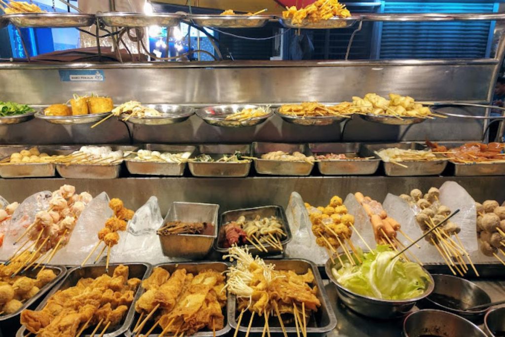 Top 10 Best Food Trucks in Malaysia 2025 17 Fat-One-Lok-Lok-