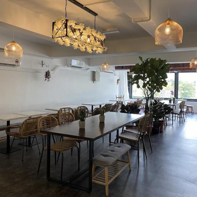 Top 10 Best Instagrammable Cafes in PJ 2025 13 Flakes-The-Hub-SS-