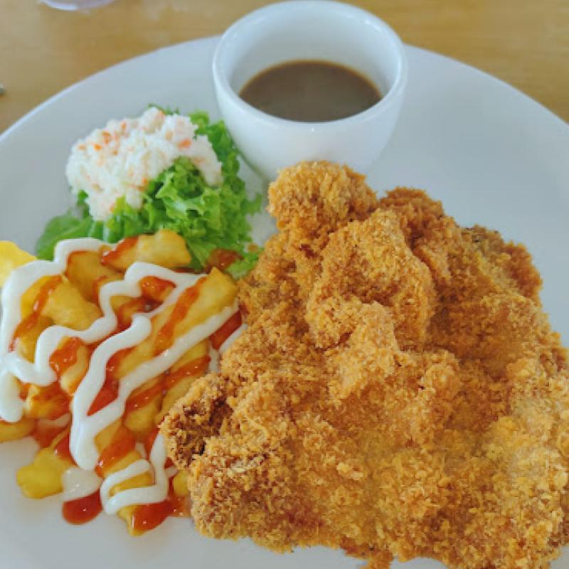 <strong>10 Medan Selera Terbaik di Kuantan 2025</strong> 9 Food-Court-Serambi-Teruntum-