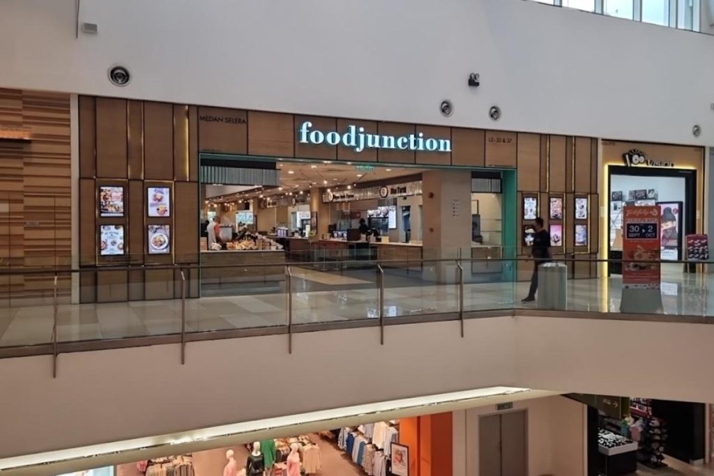 Top 8 Best Food Courts in Putrajaya 2025 16 Food-Junction-@-IOI-City-Mall